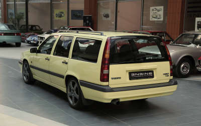 
                                                    img-Volvo, Saab, Mercedes-4
                        