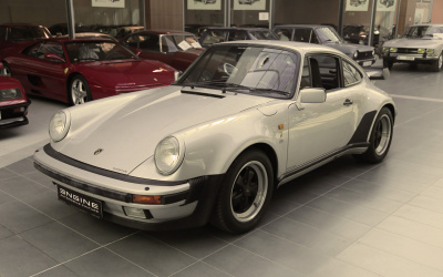 
                                                    img-Porsche-2
                        
